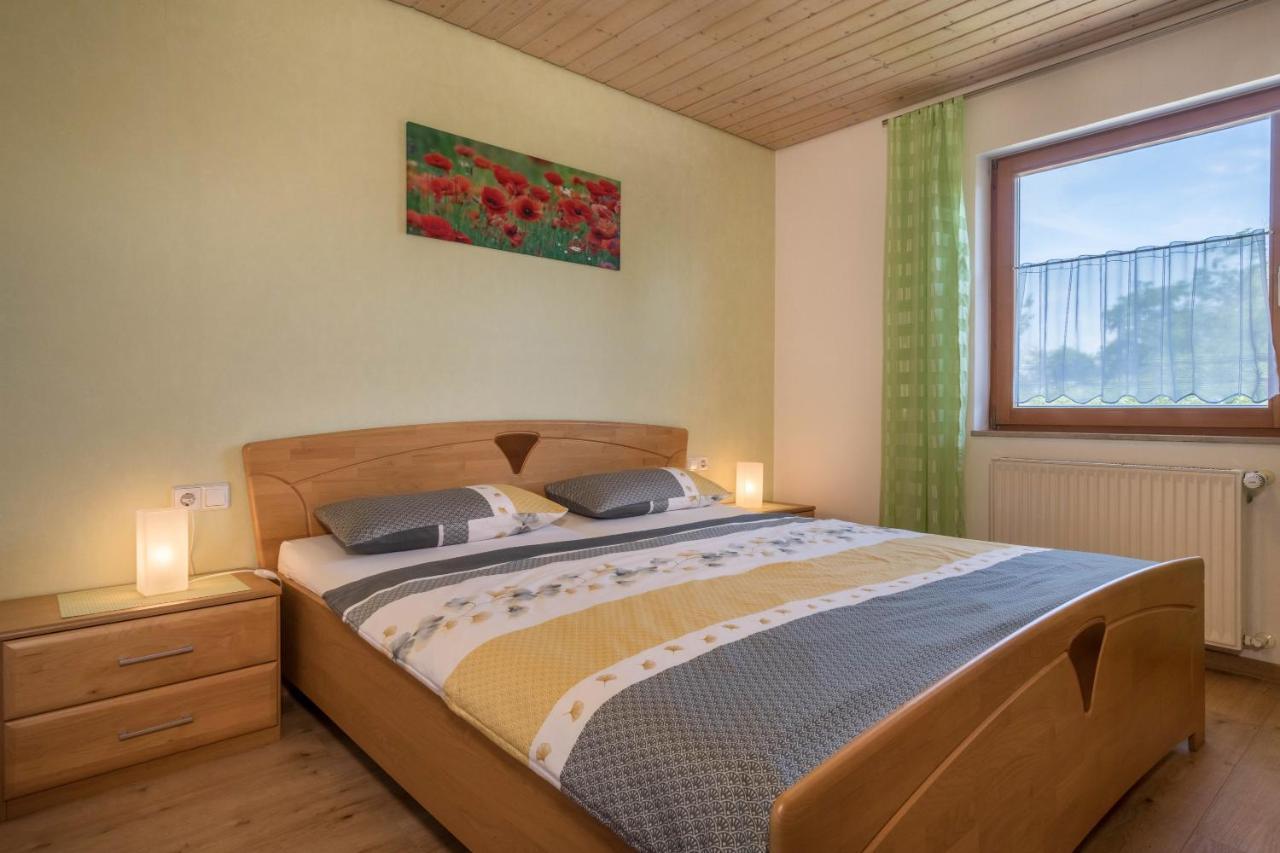 Haus Schussenblick Og Leilighet Eriskirch Eksteriør bilde